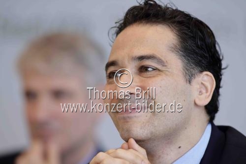 Kolumbianische Dirigent Andrés Orozco-Estrada wurde als übernimmt als Kölner Generalmusikdirektor und Gürzenich Kapellmeister im Historischen Rathaus der Stadt Köln vorgestellt (© Thomas Brill)